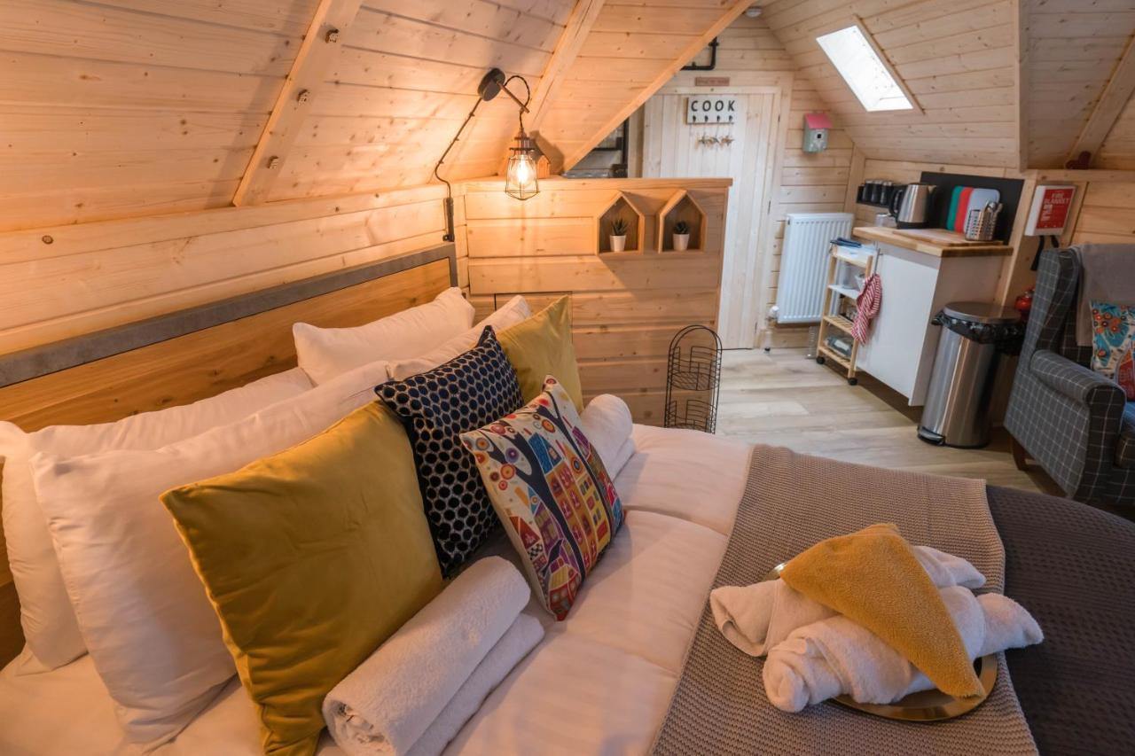 Cozy Carluke Lodge Retreat Exteriör bild